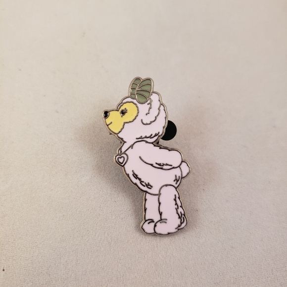 Disney Accessories - Disney Duffy Teddy Bear Pin